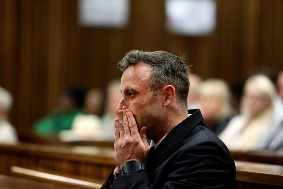 Oscar Pistorius is vrijgelaten uit de gevangenis, 11 jaar nadat hij zijn vriendin doodschoot