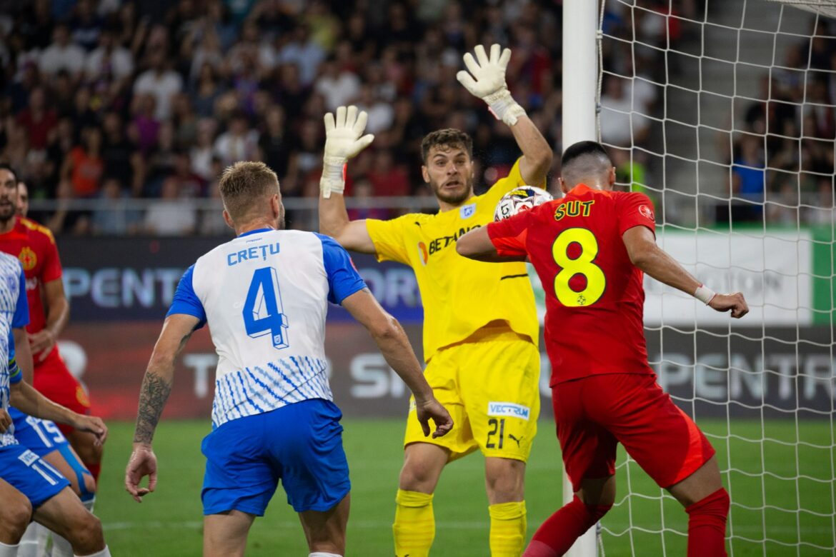 Universitatea Craiova, UITVERKOCHT in Ghencea! FCSB is opnieuw koploper in de Superliga